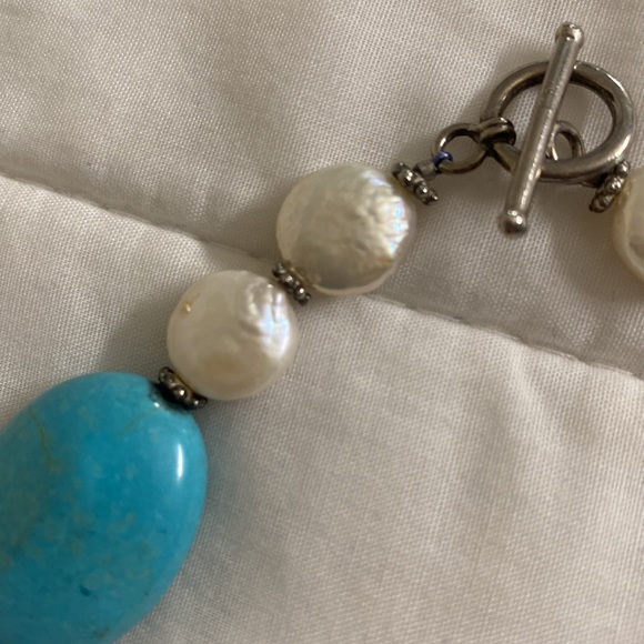Blue stone necklace with fresh water pearls - Picture 4 of 6